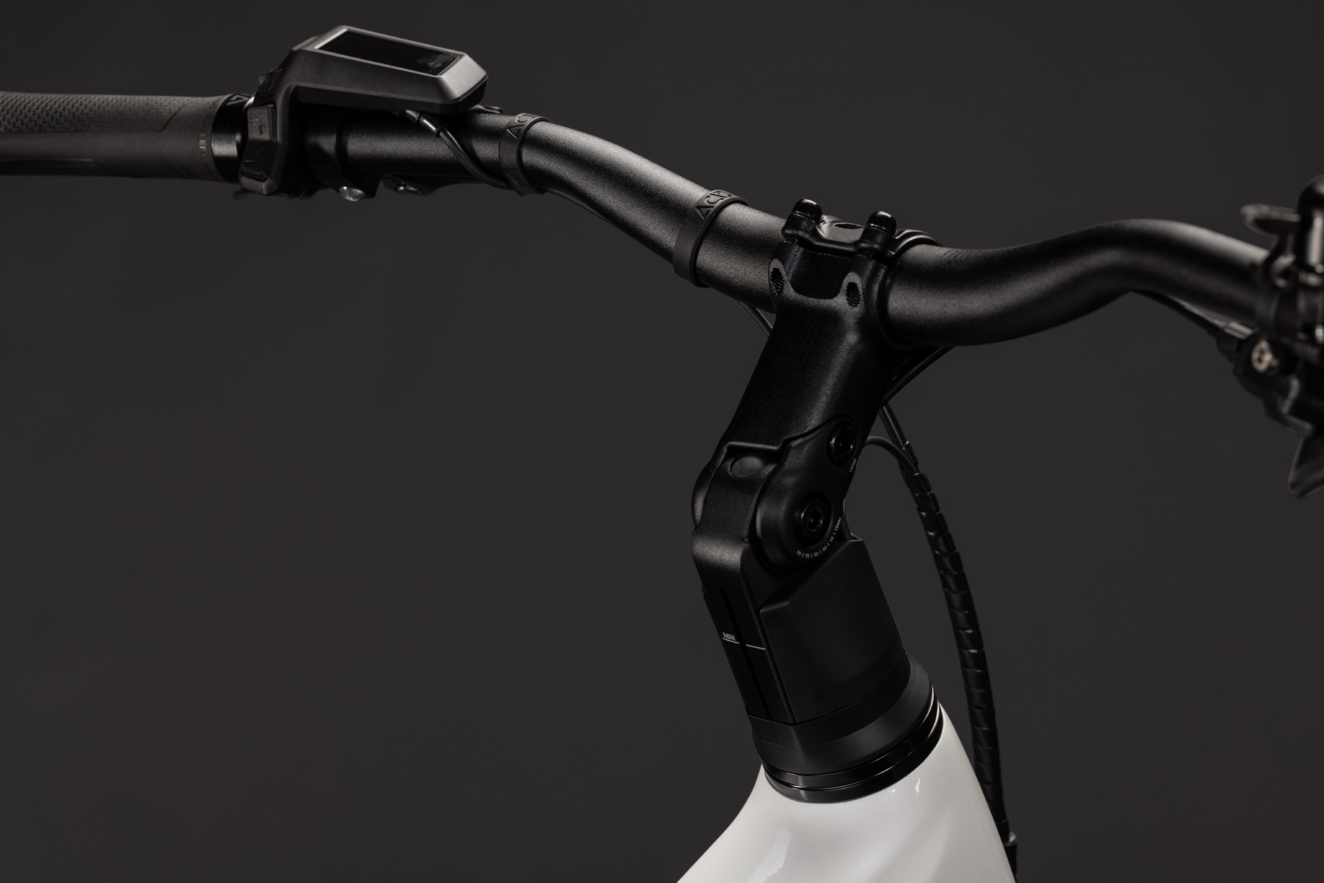 Nuride Hybrid Performance 720 metallicwhite´n´grey