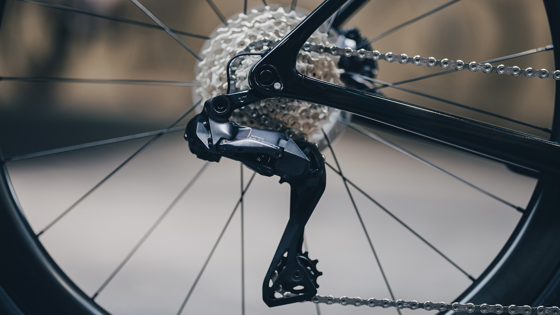 Attain C:62 SLT carbon´n´blue