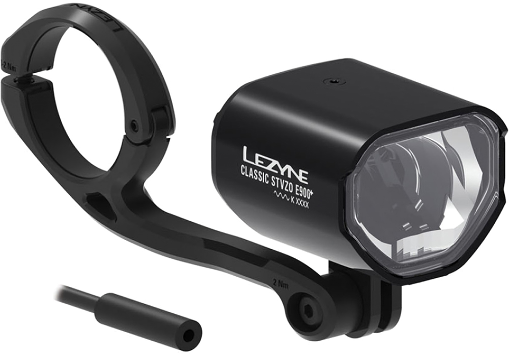 Lezyne  1-LED-ECLST-V204AE 20154179 Classic STVZO E900+ Front Licht.jpg