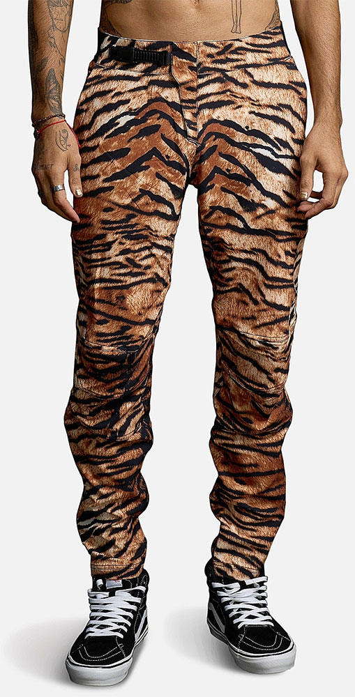 LooseRiders_LR-TMPA-2508_CS_Evo_II_Tiger_MTB_Hose (13).jpg