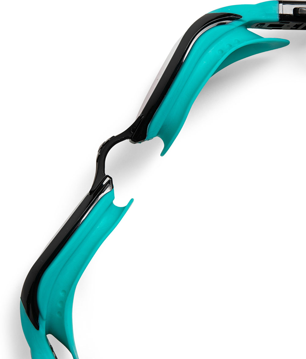 002508-110-COBRA-TRI-SWIPE-MR-013-OT.7585cce4.jpg