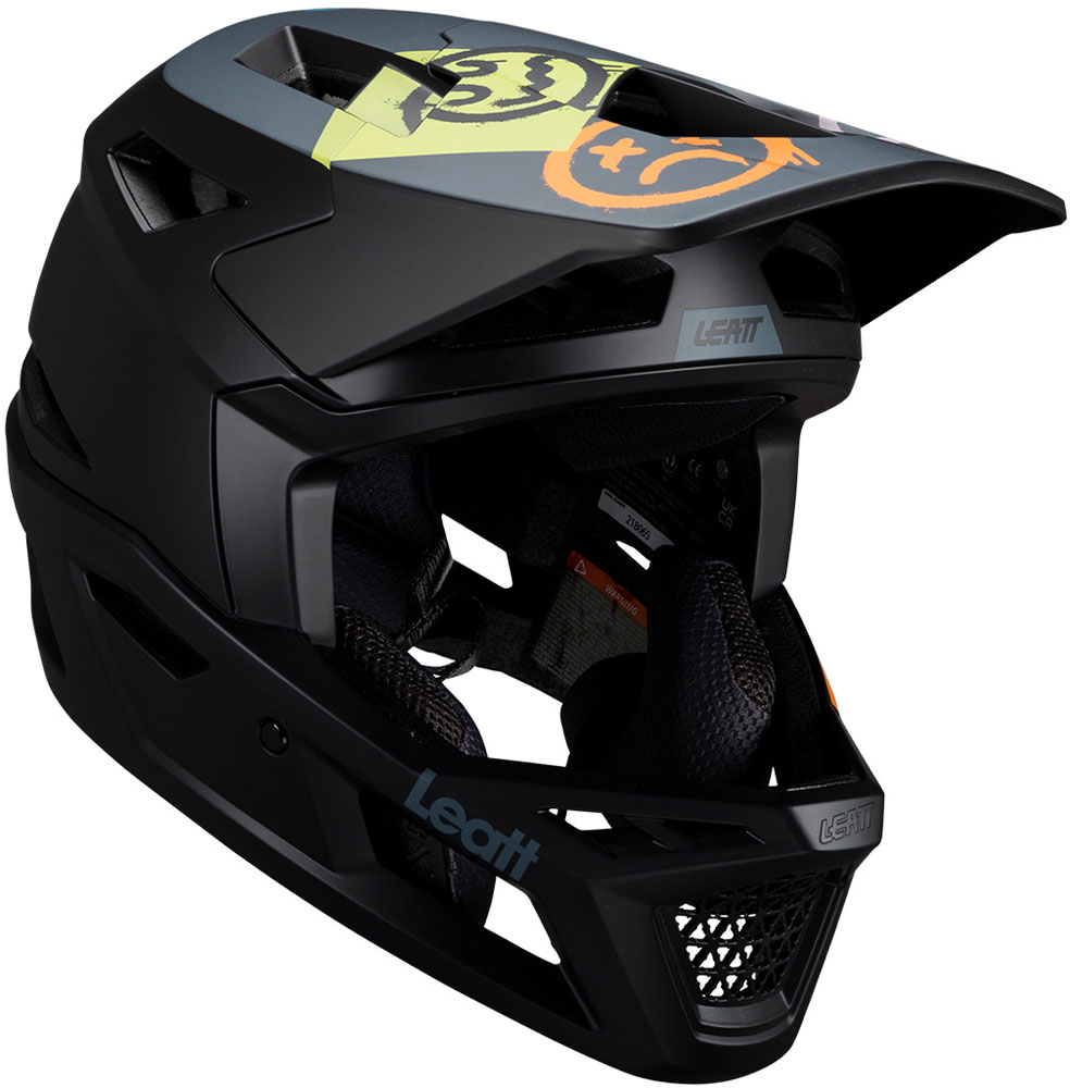 Leatt_1025105141_4Gravity_MTBFullfaceHelm_ (1).jpg