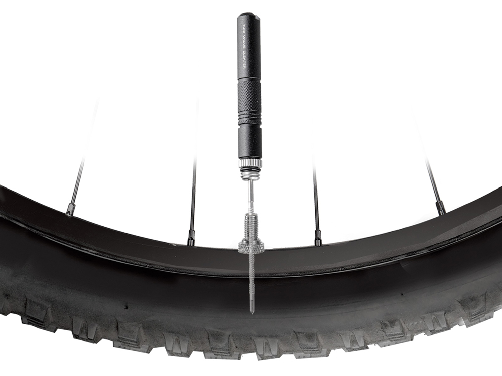 Topeak Tubi Valve Cleaner 5.jpg