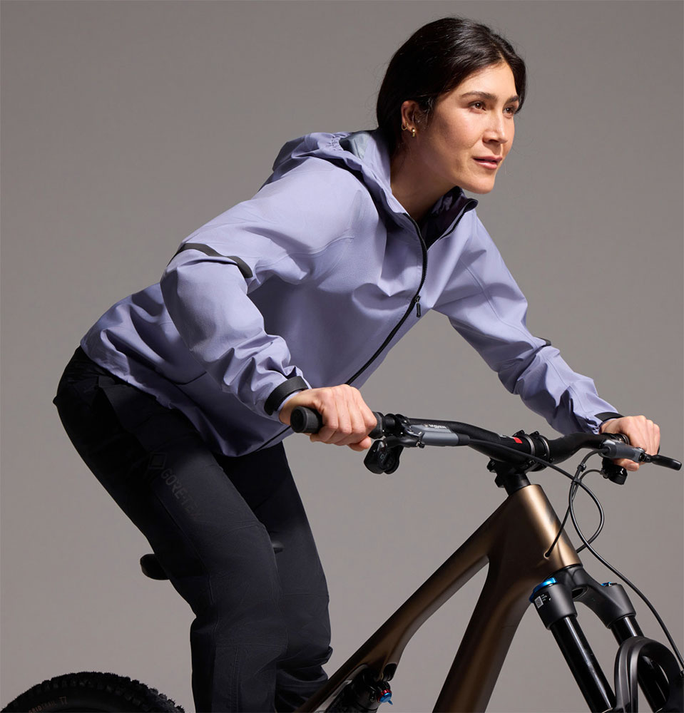 Gore_101104_Lupra_Gore_Tex_2_0_Damen_MTB_Regenjacke (12).jpg
