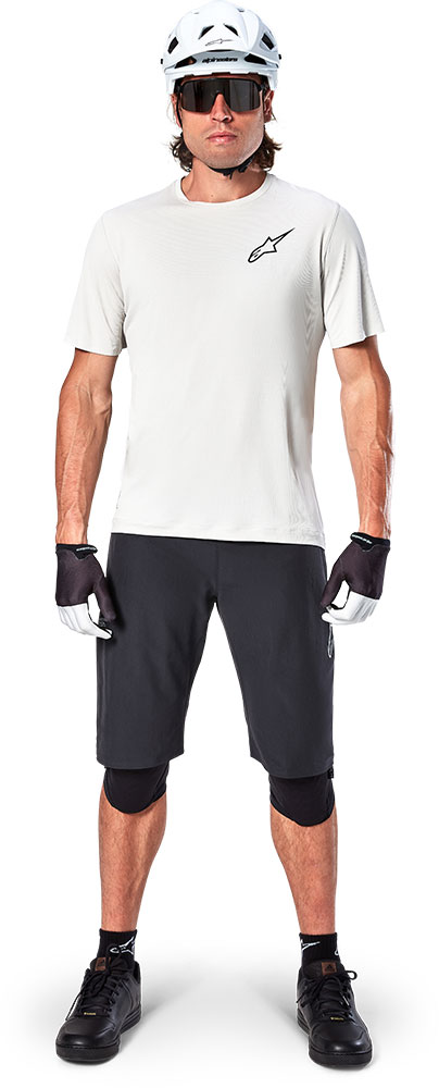 Alpinestars_Aria-MTB-Shorts_1724024-10_5.jpg