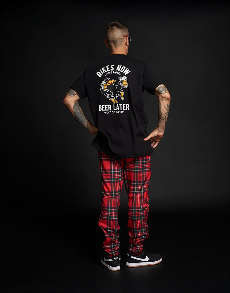 LooseRiders_LR-LMTS-2528_Drinky_Crow_Tech_Tee (7).jpg