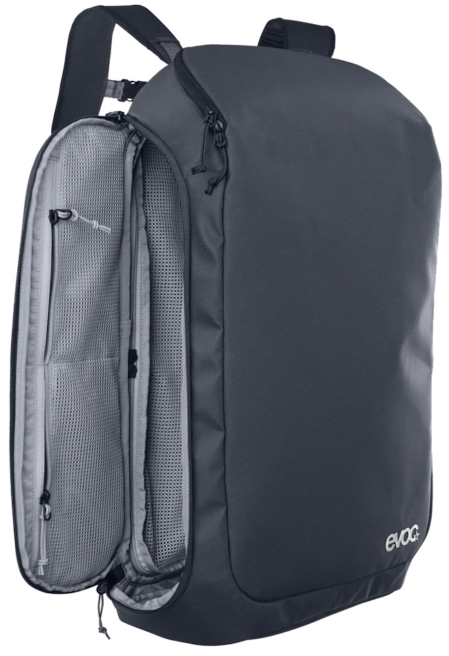 401315123_ATHLETE_BACKPACK_30_dt04.jpg