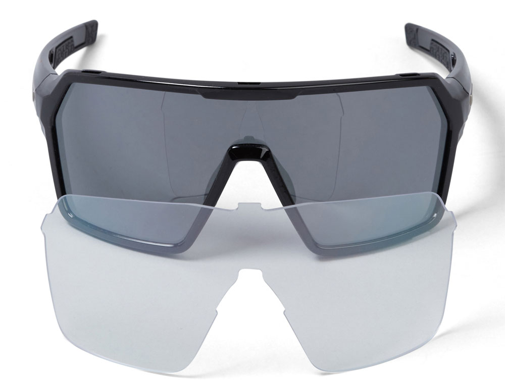 Endura_R-E1342BK_SingletrackSet (4).jpg