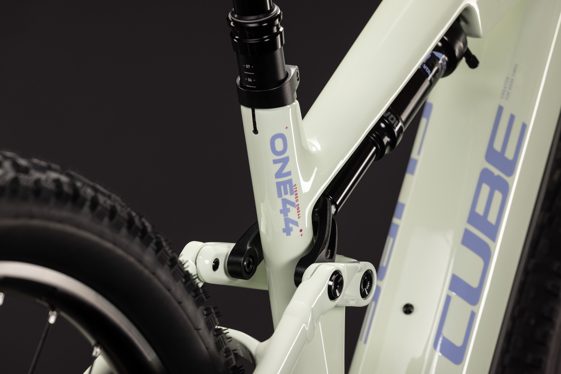 Stereo Hybrid ONE44 HPC Race 800 mellowyellow´n´lilac