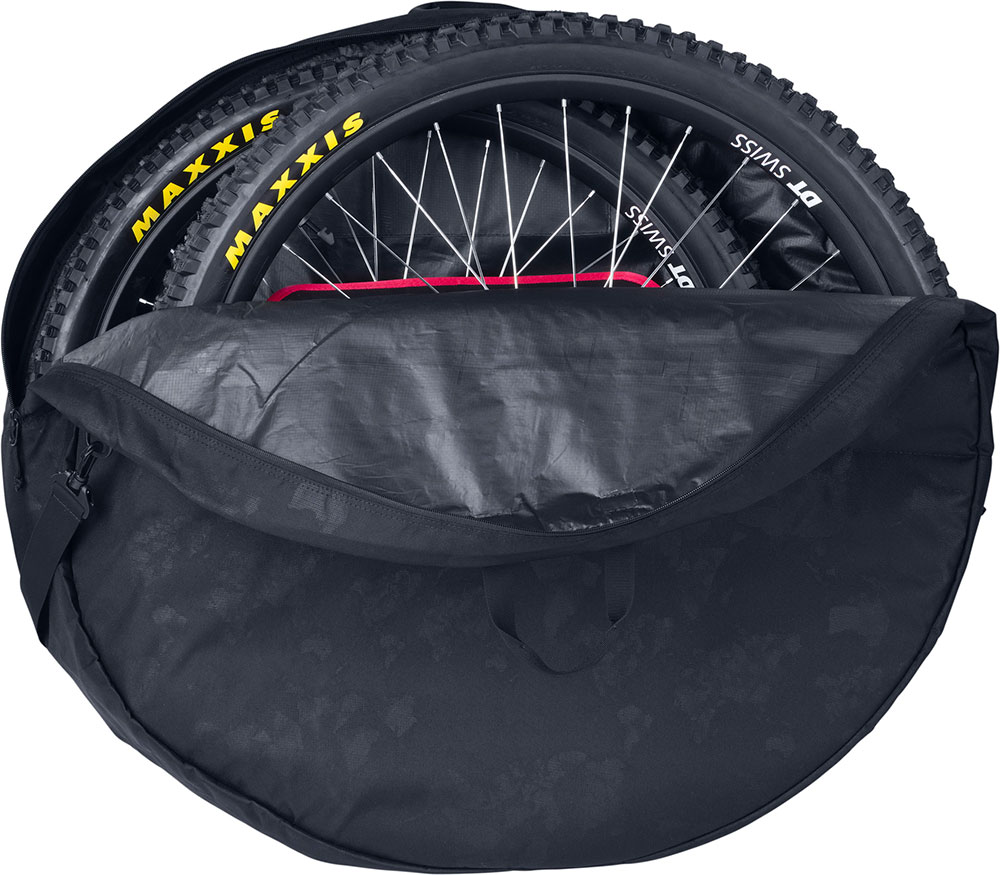 100544100-TWO-WHEEL-BAG-dt03.jpg