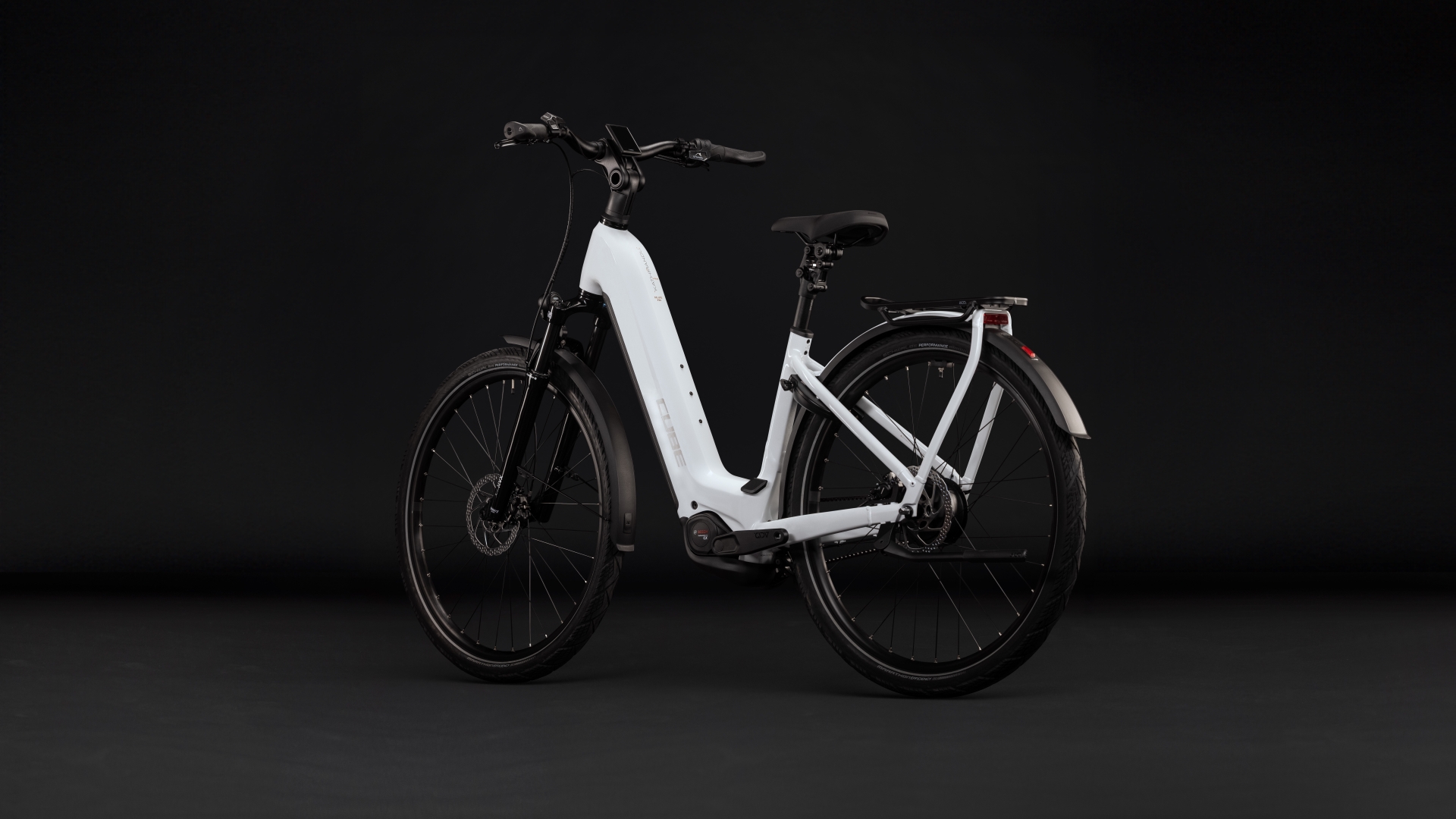 Kathmandu Hybrid Deluxe Pro 800 metallicwhite´n´chrome Easy Entry