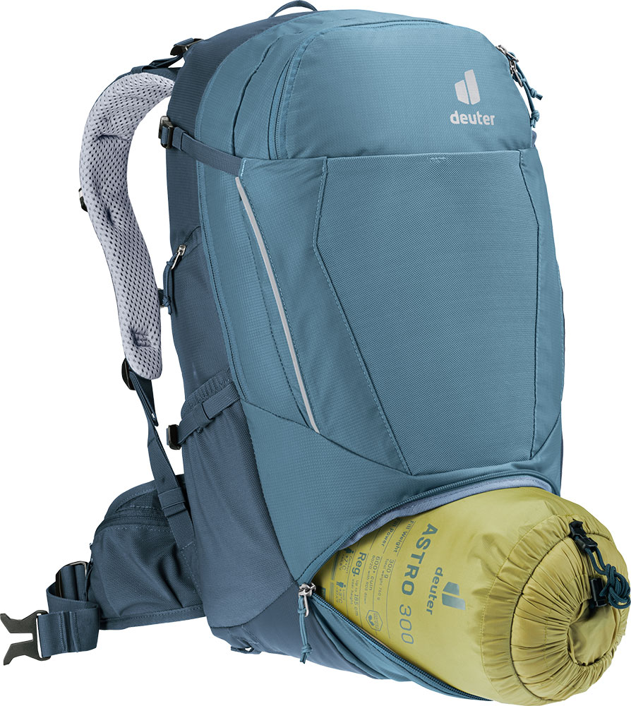 deuter-3200324-1374-Trans-Alpine-30_atlantic_ink-(9).jpg