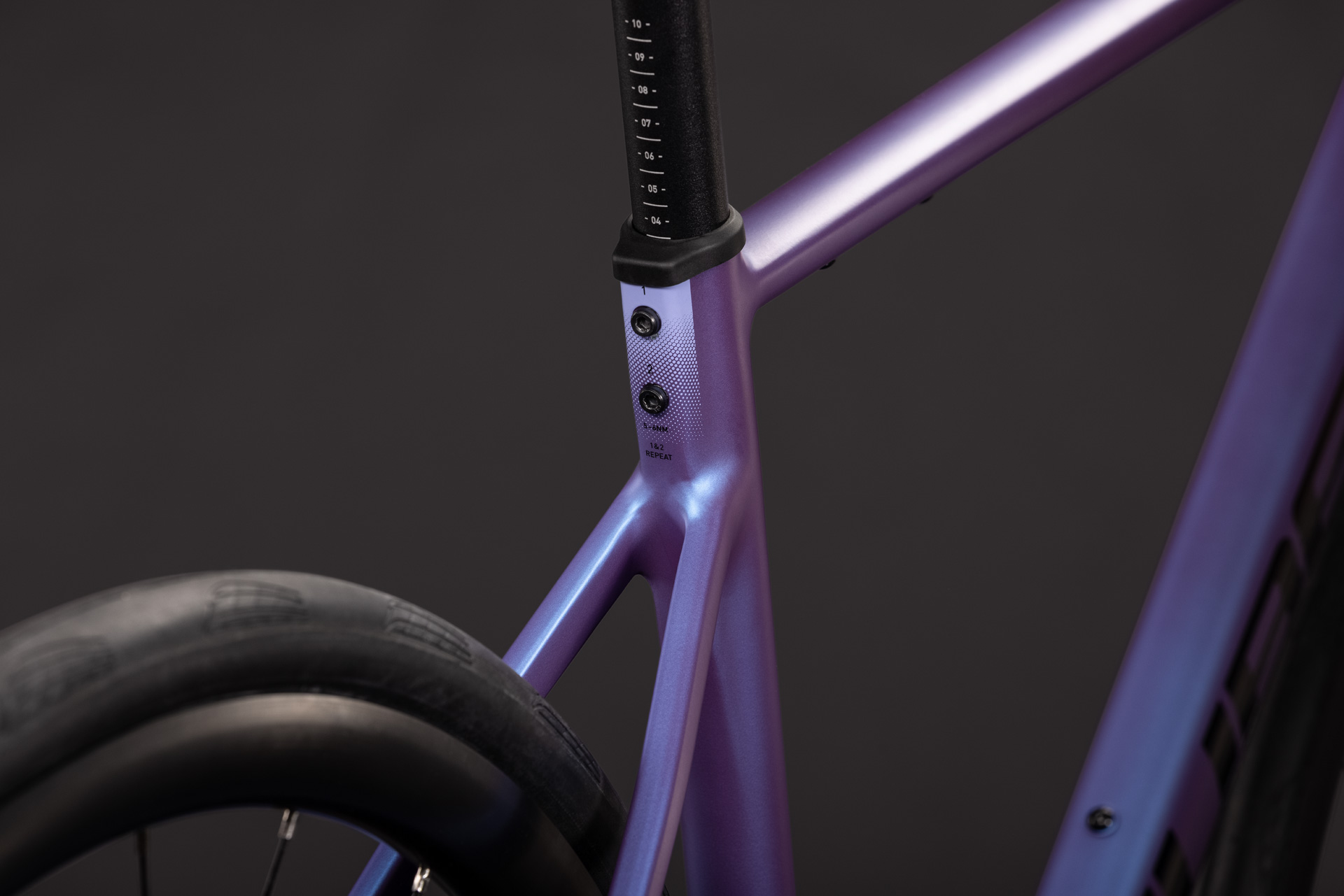 Attain SLX blueiris´n´black