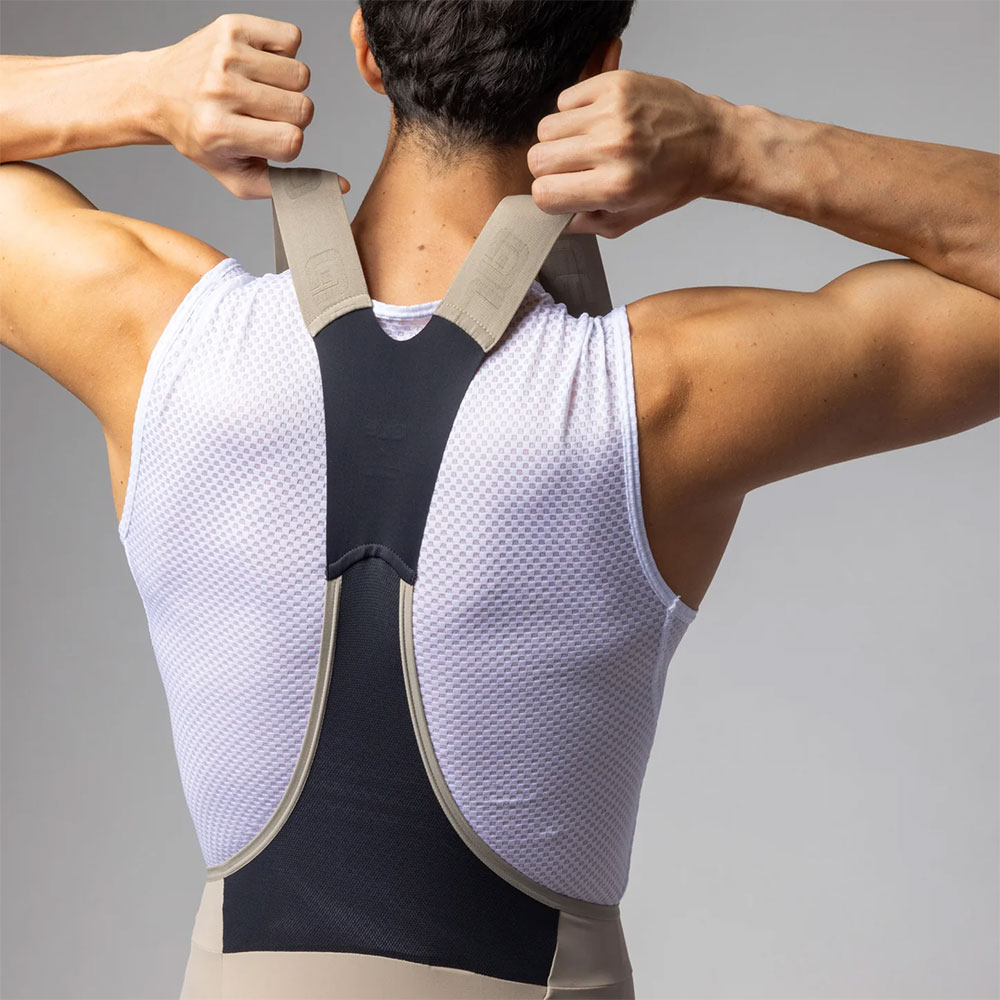 Master 2.0 - Bib Shorts with Pad