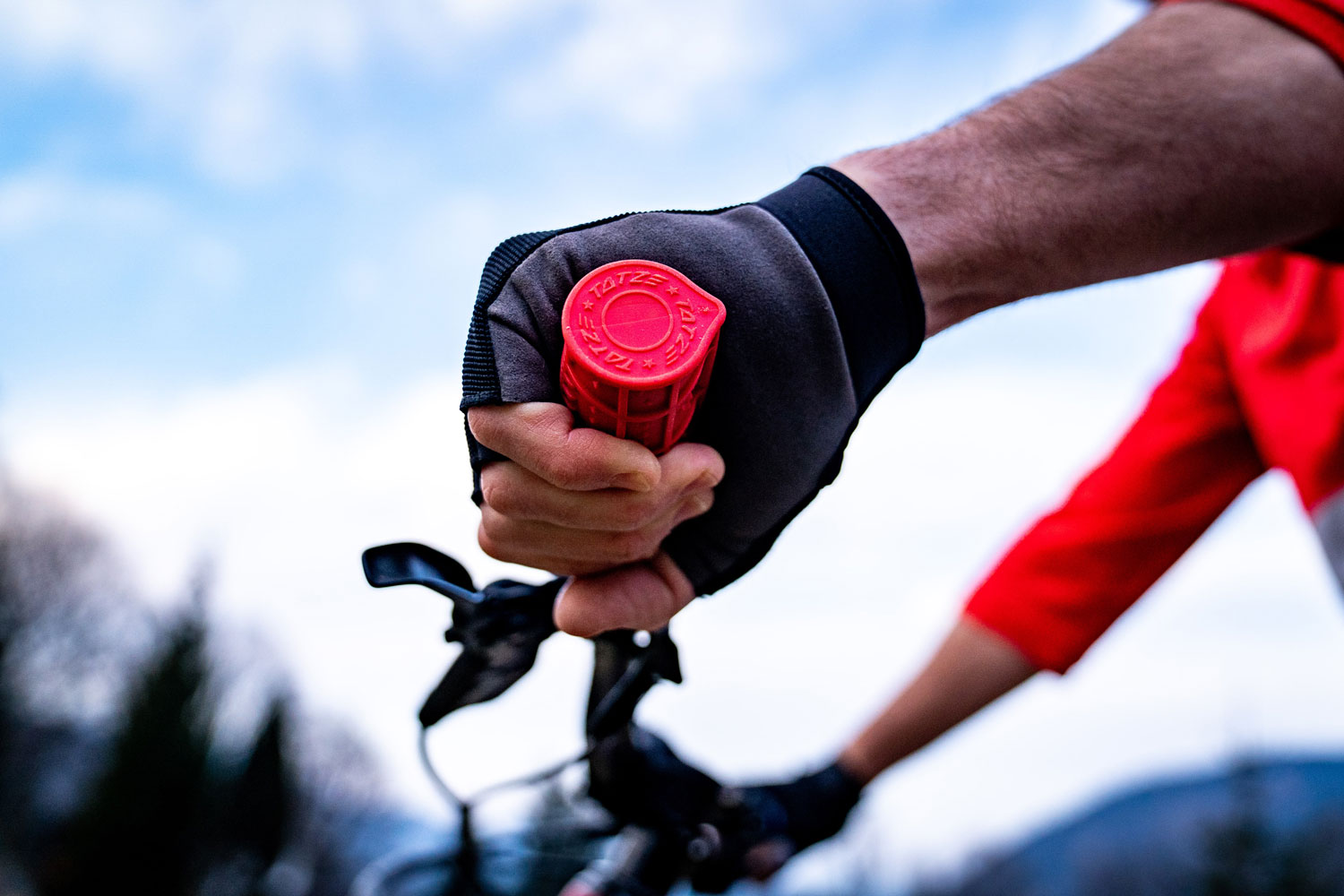 Tatze-MTB-Sport-Griffe-Action_13.jpg
