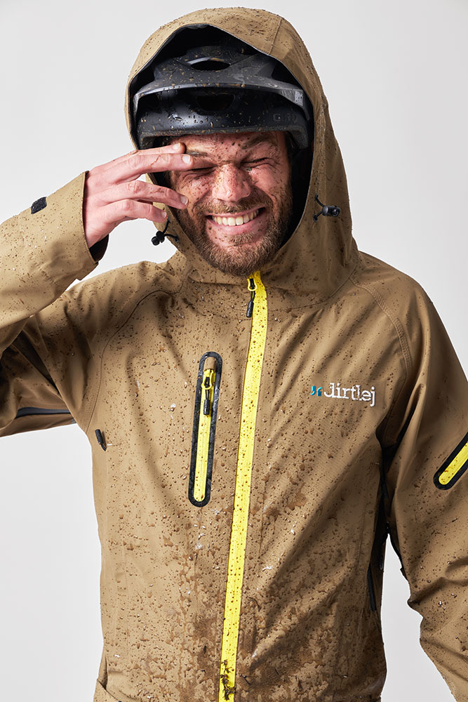 Dirtlej DirtSuit Core Edition Matschoverall 20210072‌ (11).jpg