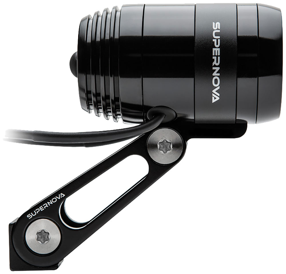 E3-Pro-2-(6V)---Scheinwerfer-02.jpg