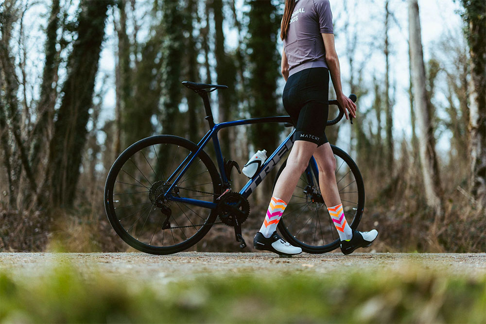 incylence_01025531‌_Ultralight_Waves_Socken (3).jpg