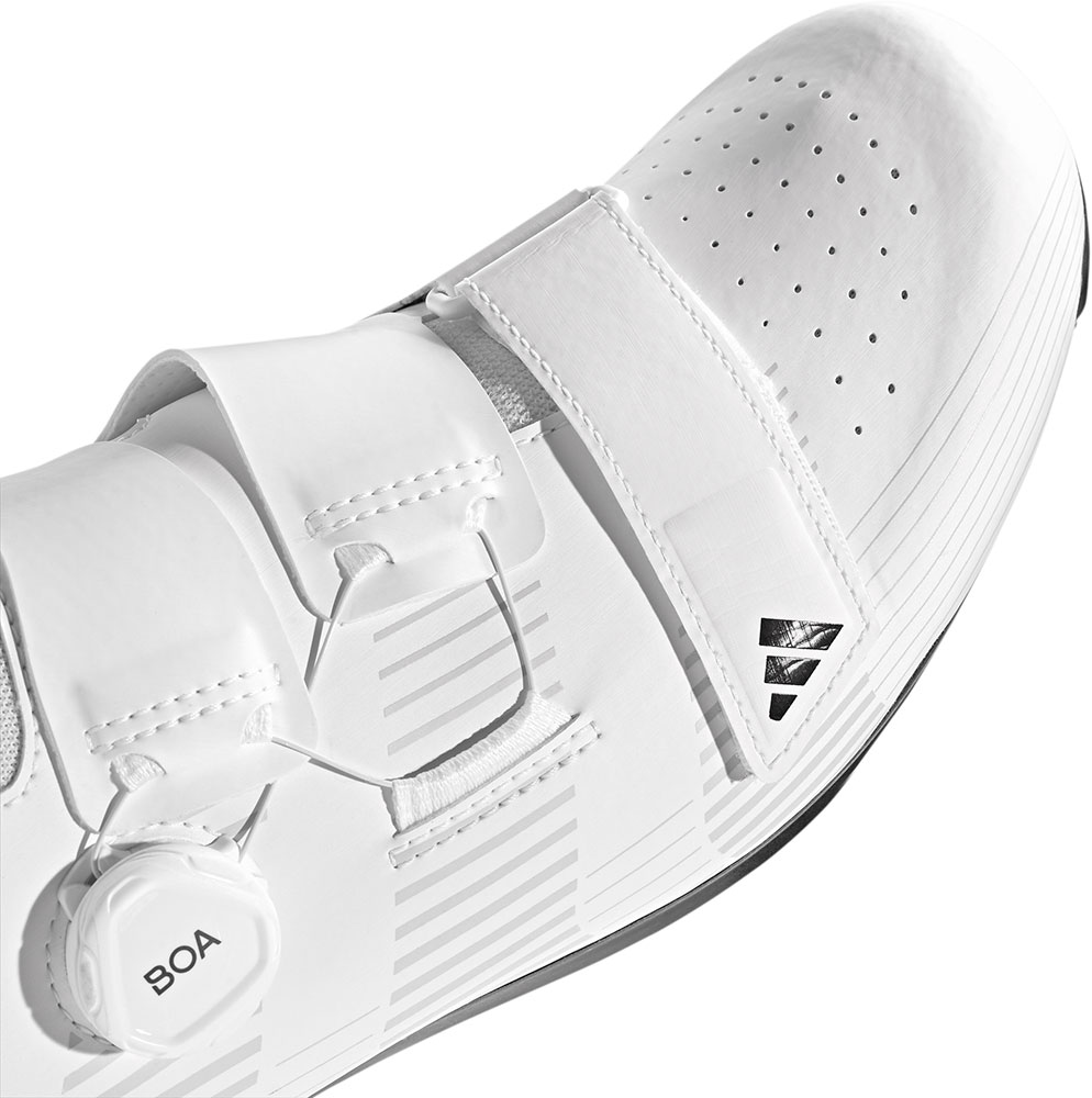 Adidas_JQ5904_ Vueltano  (1).jpg