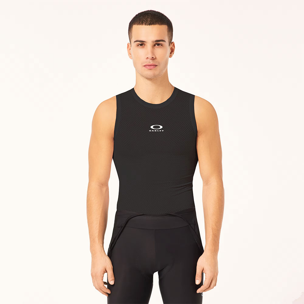 Oakley_Endurance-Base-Layer-FunktionsunterhemdFOA405477 02E_ (9).jpg