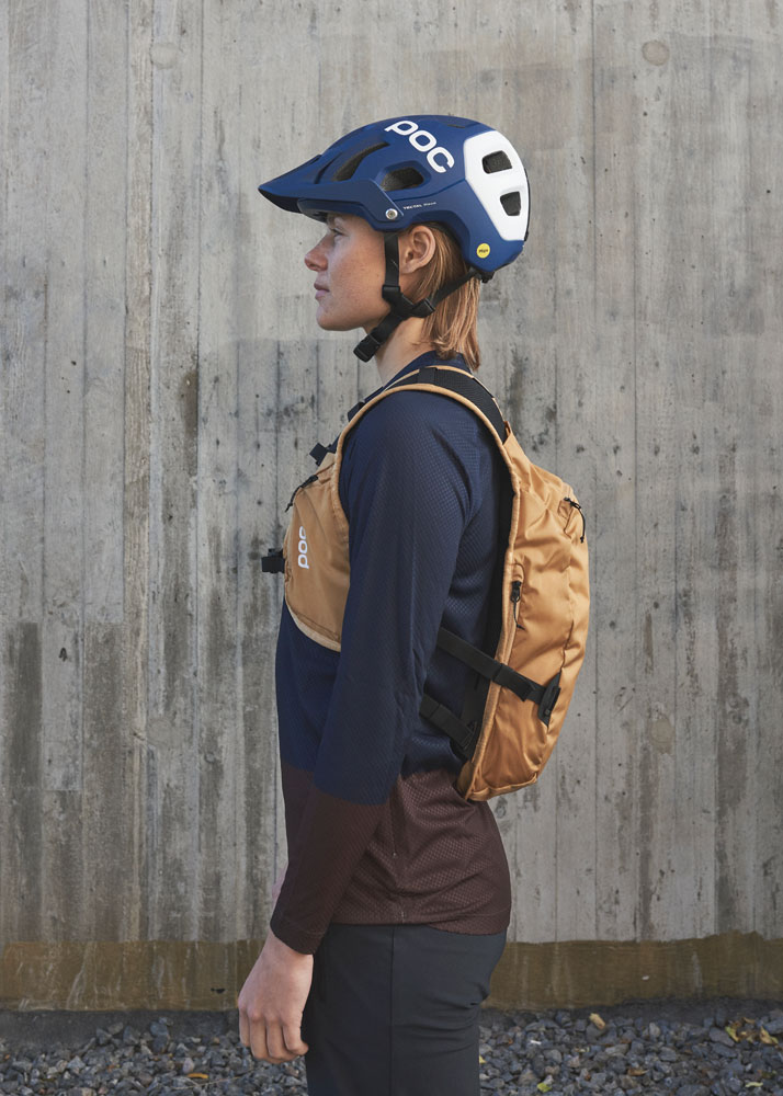 POC_Column_VPD_Backpack_8L_Protektor_Rucksack_25122-1815_7.jpg