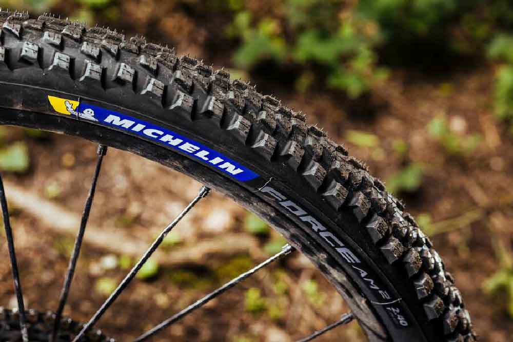 Michelin 444613 Force AM2 29 Faltreifen 3.jpg