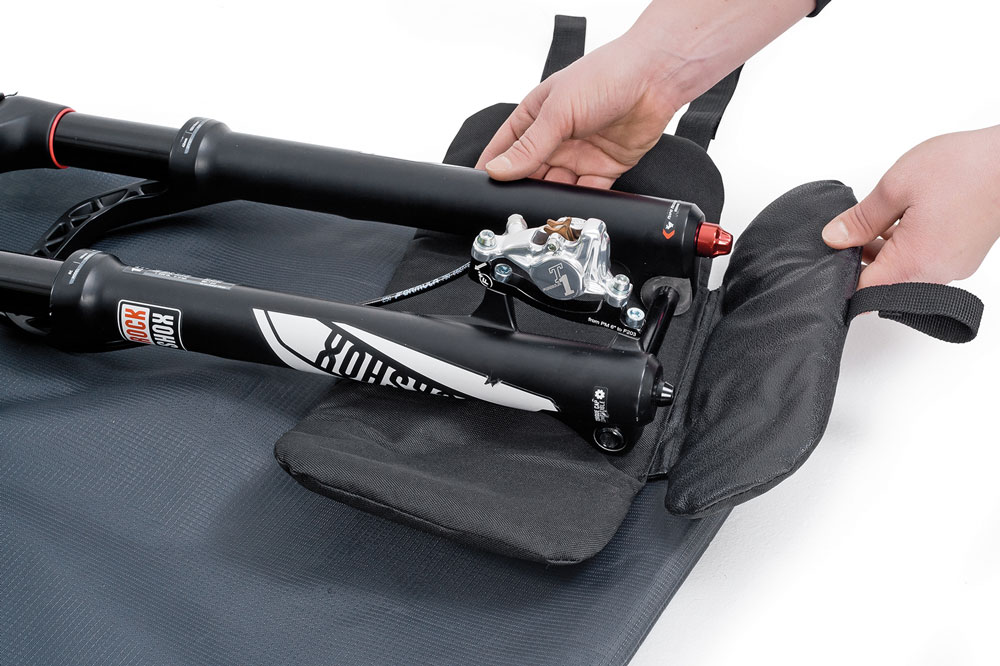 B&W-bike-bag-II-96900-7.jpg
