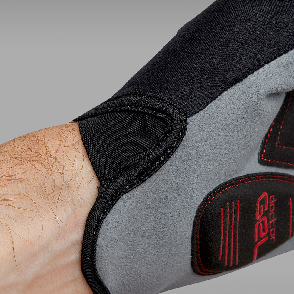 GripGrab_Shark-Padded-gloves_1043-01 (5).jpg