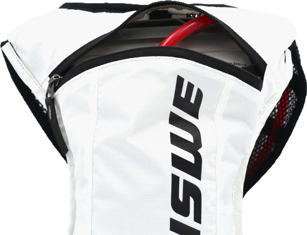 202070025-Race-2.0-Hydration-Pack---Trinkrucksack(5).jpg
