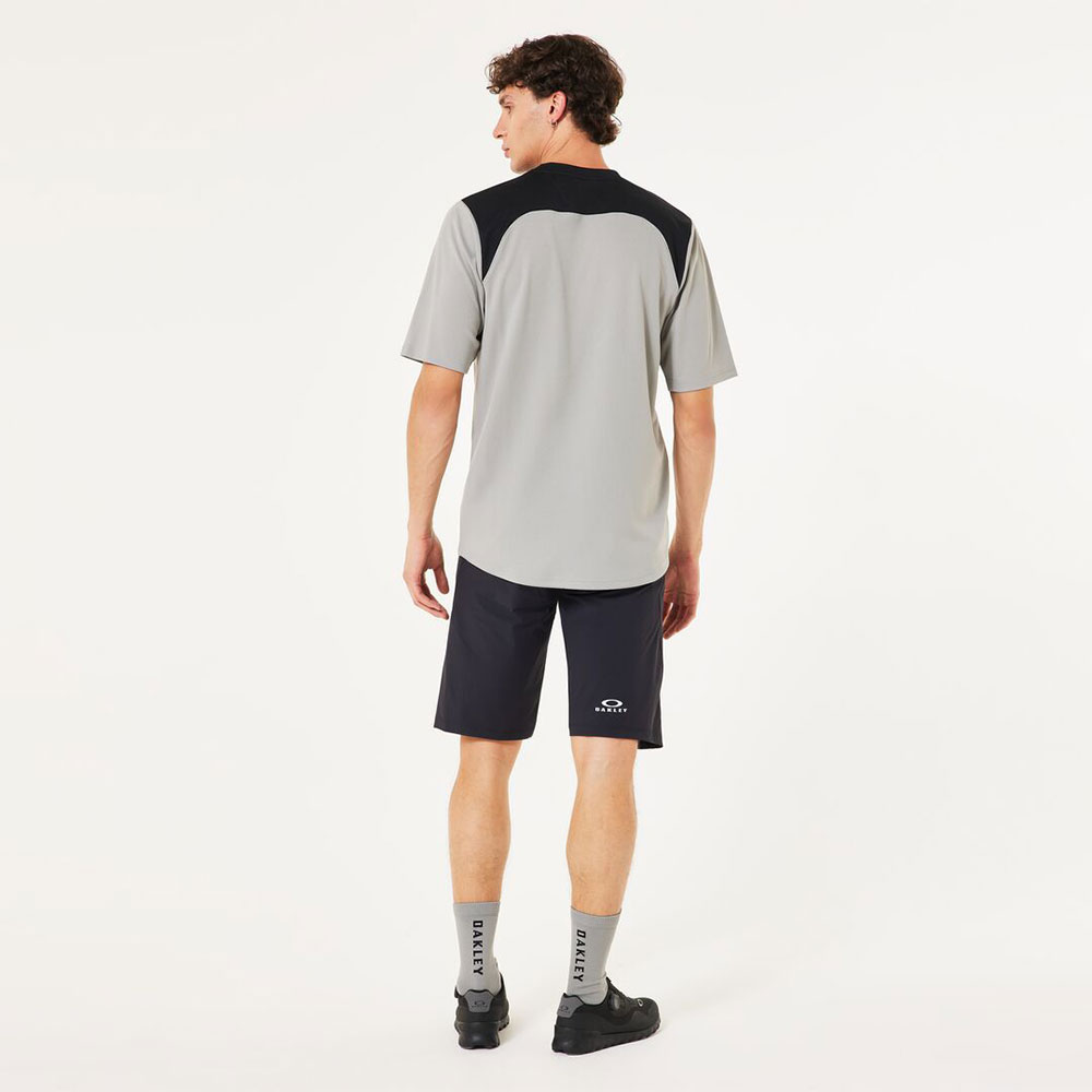 Oakley_FOA405472 _Free Ride_SS_MTB_Trikot (1).jpg