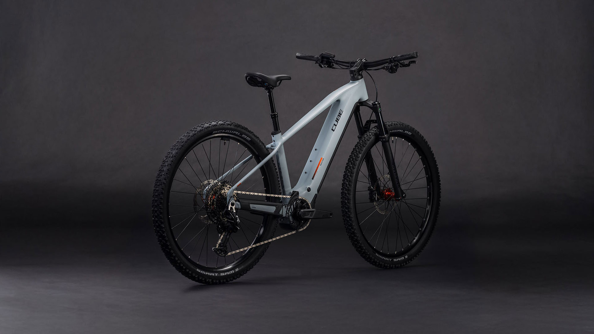 Cube 108400 20161664 Reaction Hybrid Race 800 vulcan´n´orange  (2).jpg