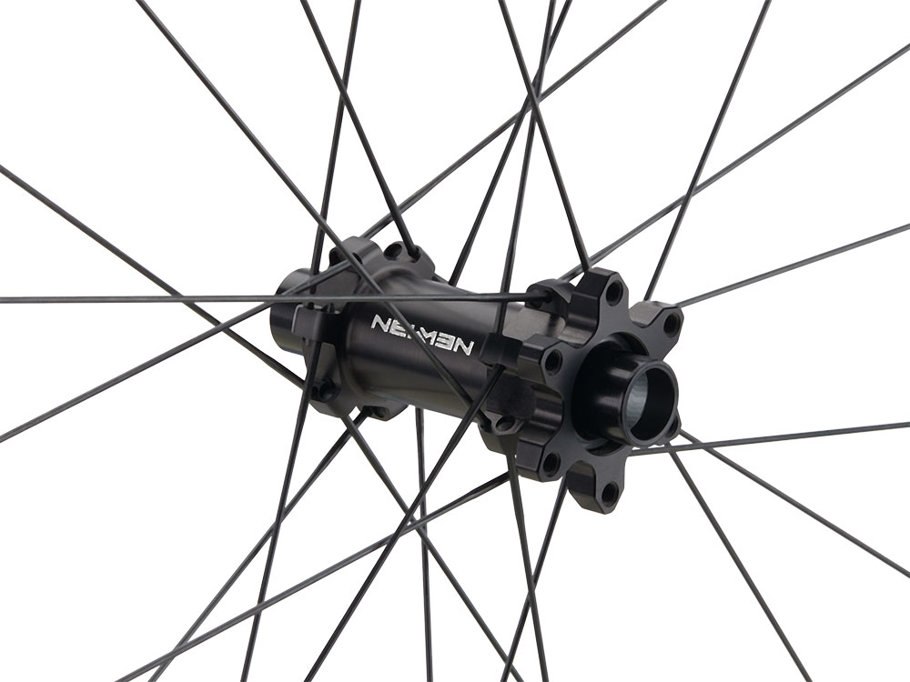 Evolution X.A.25 Kids 26" SP 6 trous roue avant