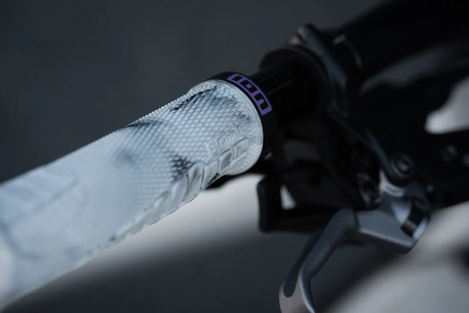 7OX Pro 2.0 ltd. ION Griffe