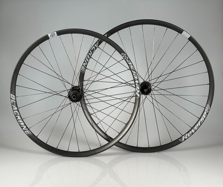 B-WARE / Black One Gravity 29"/27,5" Mullet Boost Tubeless Laufradsatz