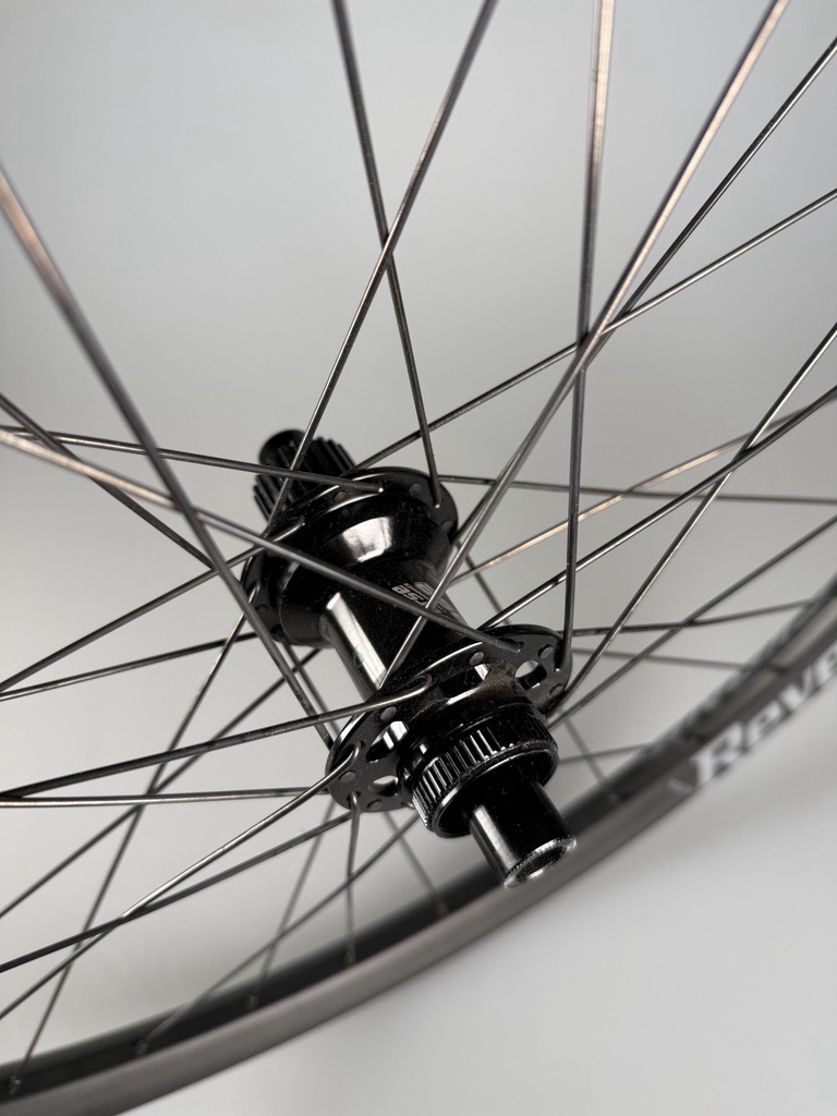 B-WARE / Black One Gravity 29"/27,5" Mullet Boost Tubeless Laufradsatz
