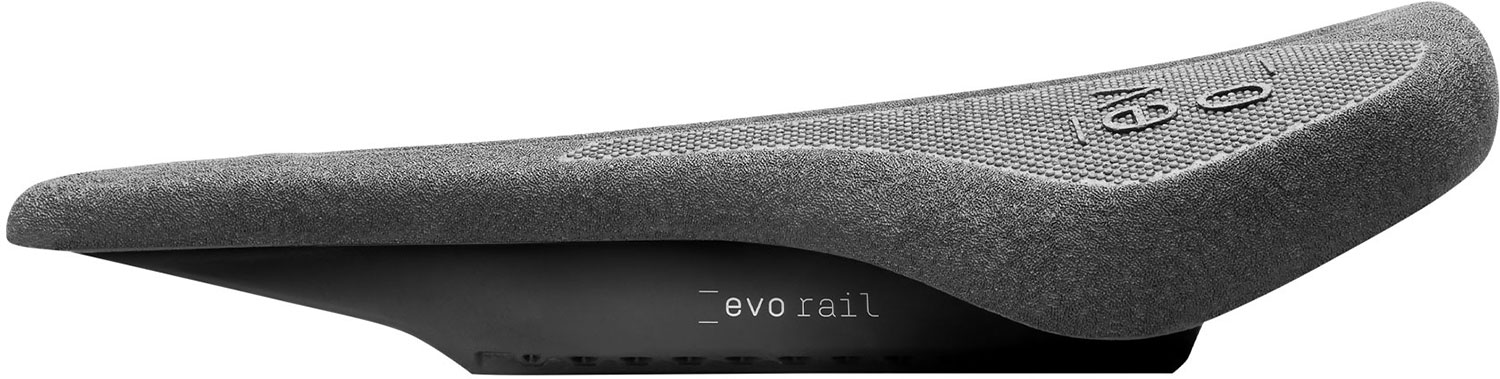 Evo Rail Ultra Sattel