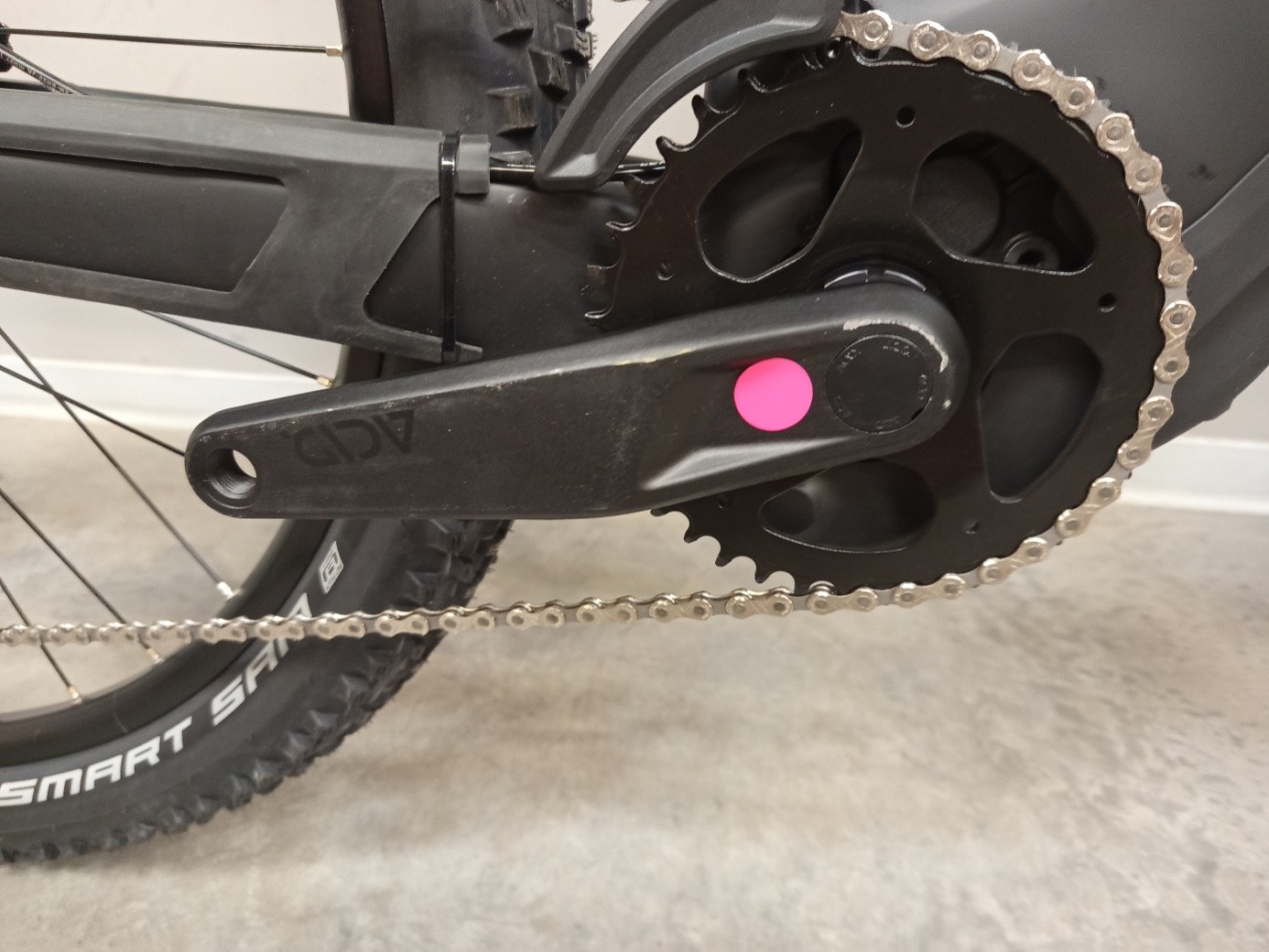 Reaction Hybrid ONE 800 blackline (produit neuf présentant un défaut de peinture)