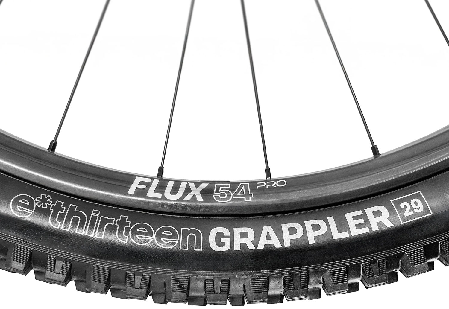 Grappler Flux GR Radial Casing Momentum Compound Faltreifen