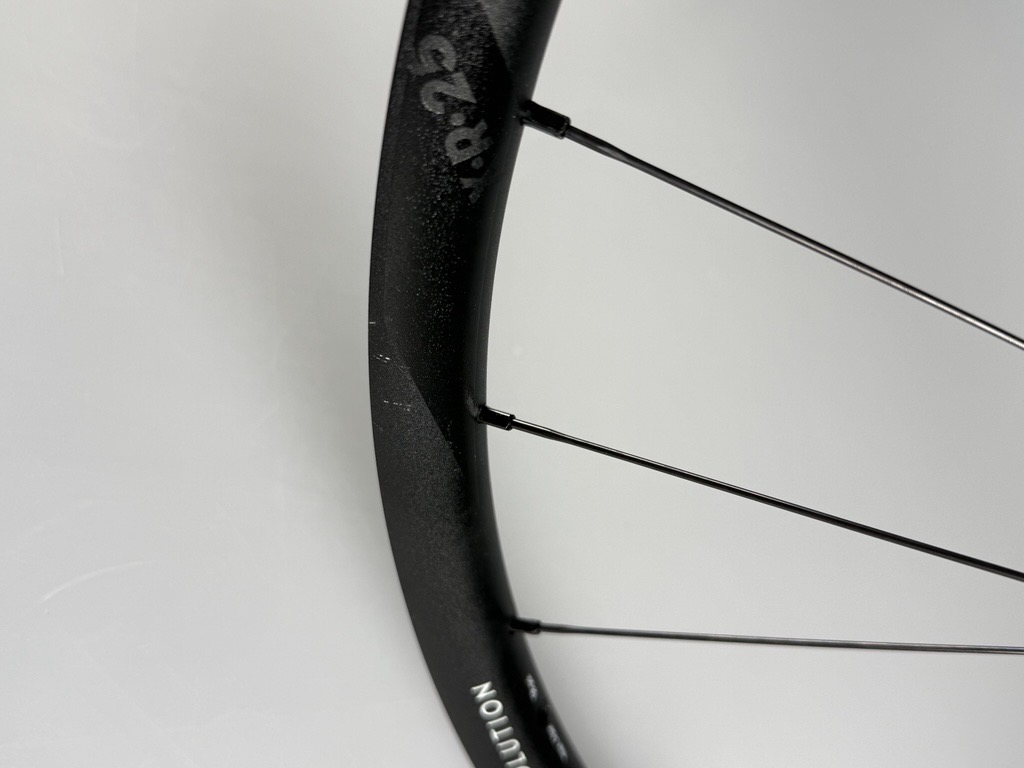ARTICLES DE DEUXIÈME CHOIX / Evolution SL X.R.25 CL Fade R  Roue arrière 28"