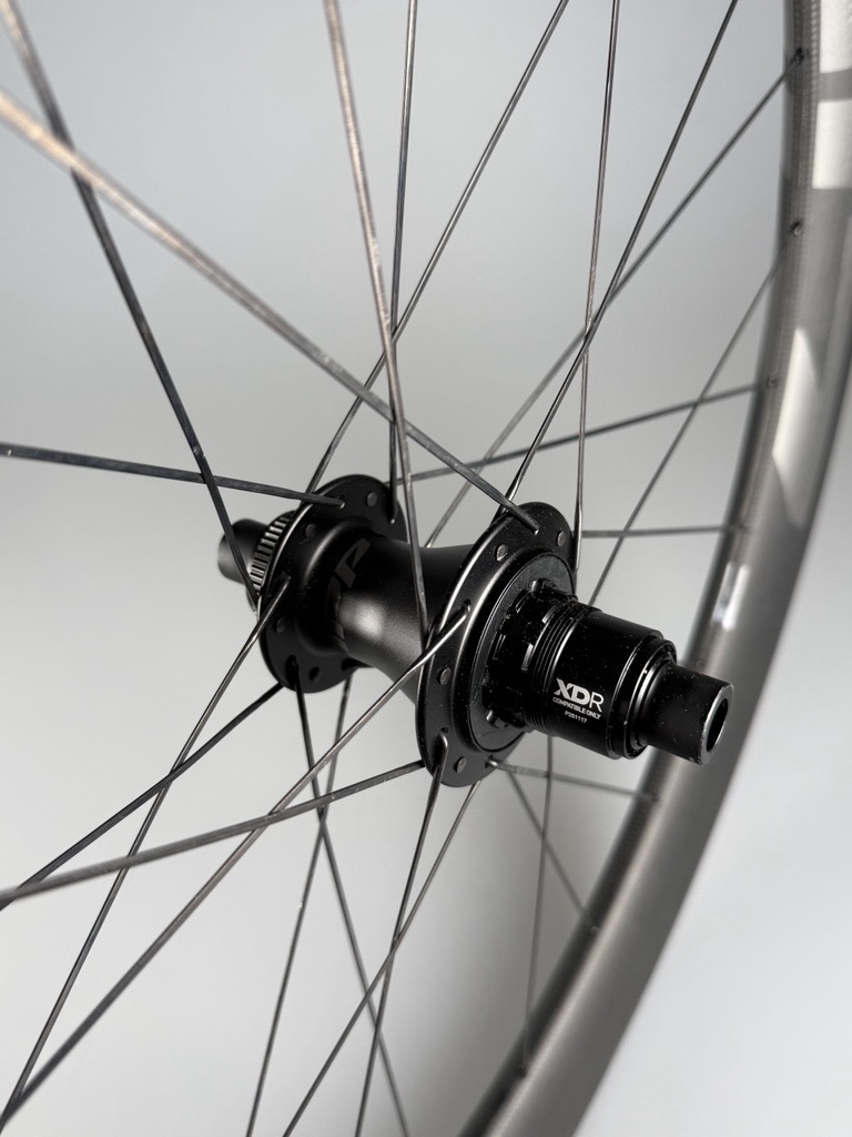 B-WARE / 303 XPLR SW Carbon Disc Tubeless CL Hinterrad