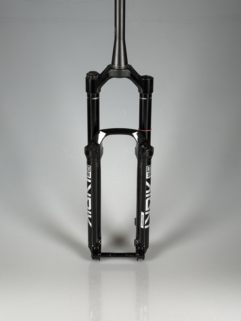 PRODUIT DE SECOND CHOIX / Lyrik Ultimate Charger 3.1 RC2 29" DebonAir+ Tapered Boost 