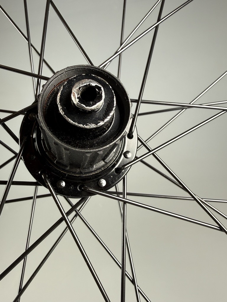 SECOND-HAND / E-Access XR22 28" CL Shimano HG QR rear wheel