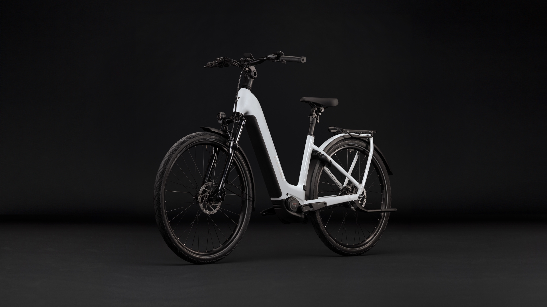 Kathmandu Hybrid Deluxe Pro 800 metallicwhite´n´chrome Easy Entry