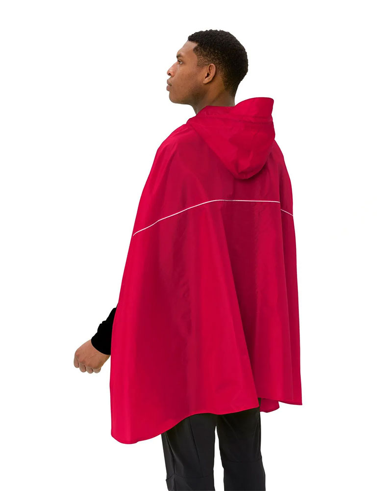 Vaude_022855995200‌_Valdipino_Poncho (5).jpg