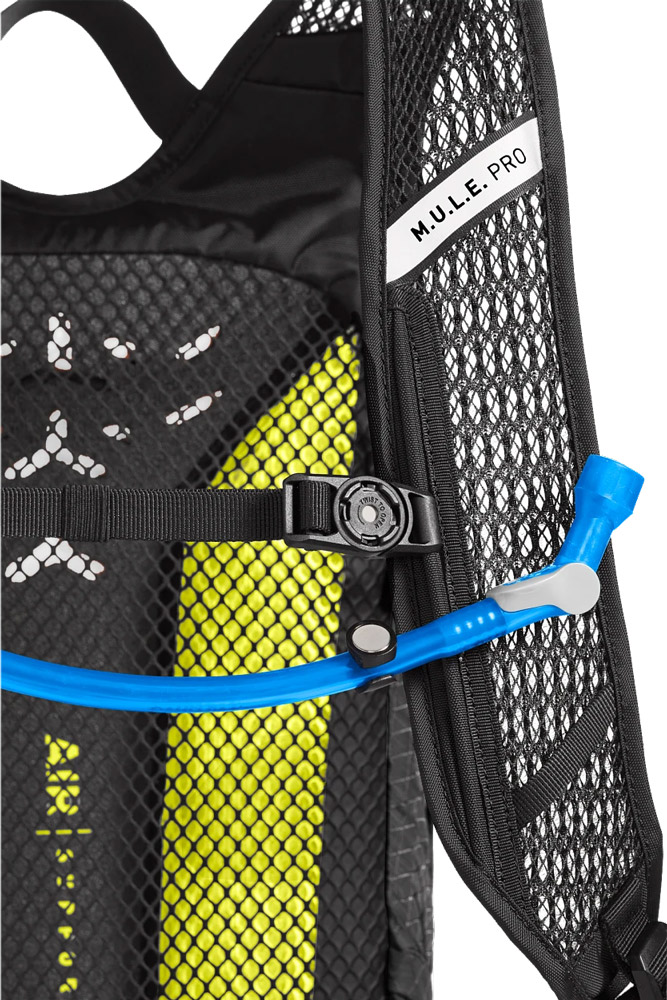 2401003000X-M.U.L.E.-Pro-14---Protektor-Trinkrucksack(7).jpg