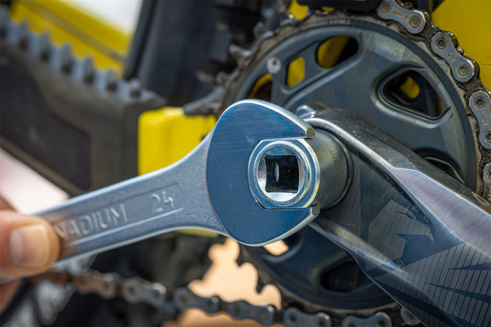 Unior-Tools-SRAM-DUB-Kurbelkappenwerkzeug-1609.2DUB5-(9).jpg
