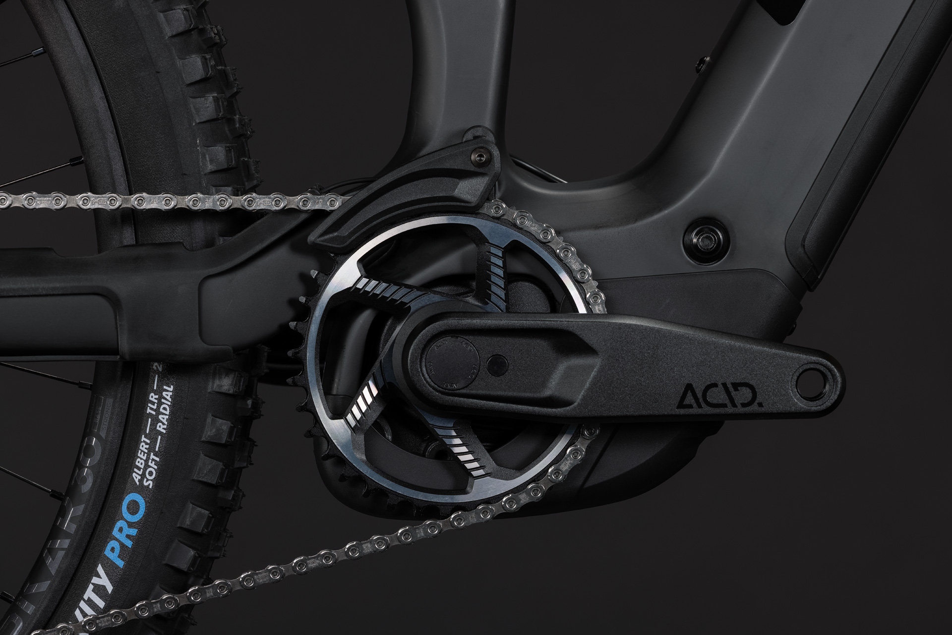Stereo Hybrid ONE77 HPC AT 800 carbon´n´white
