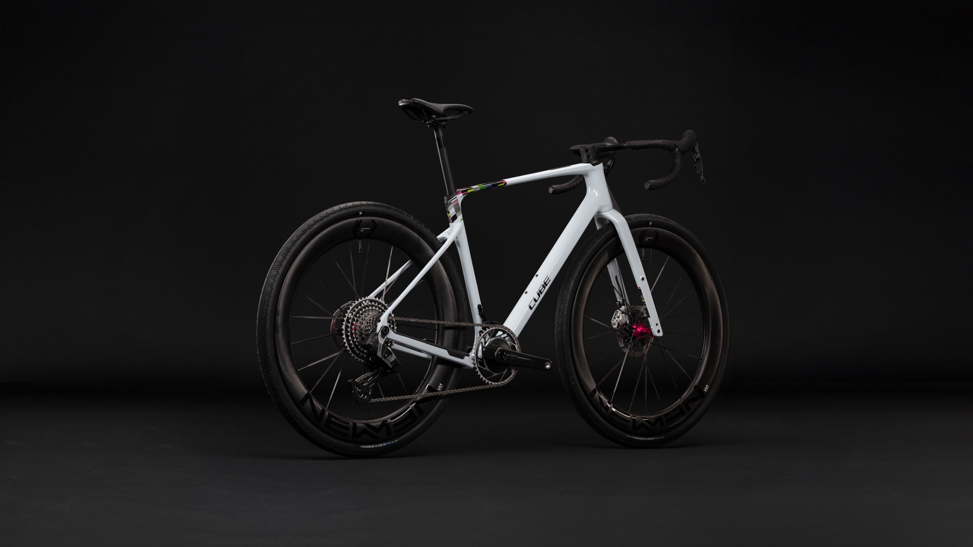 Nuroad C:62 SLT glacier´n´magenta