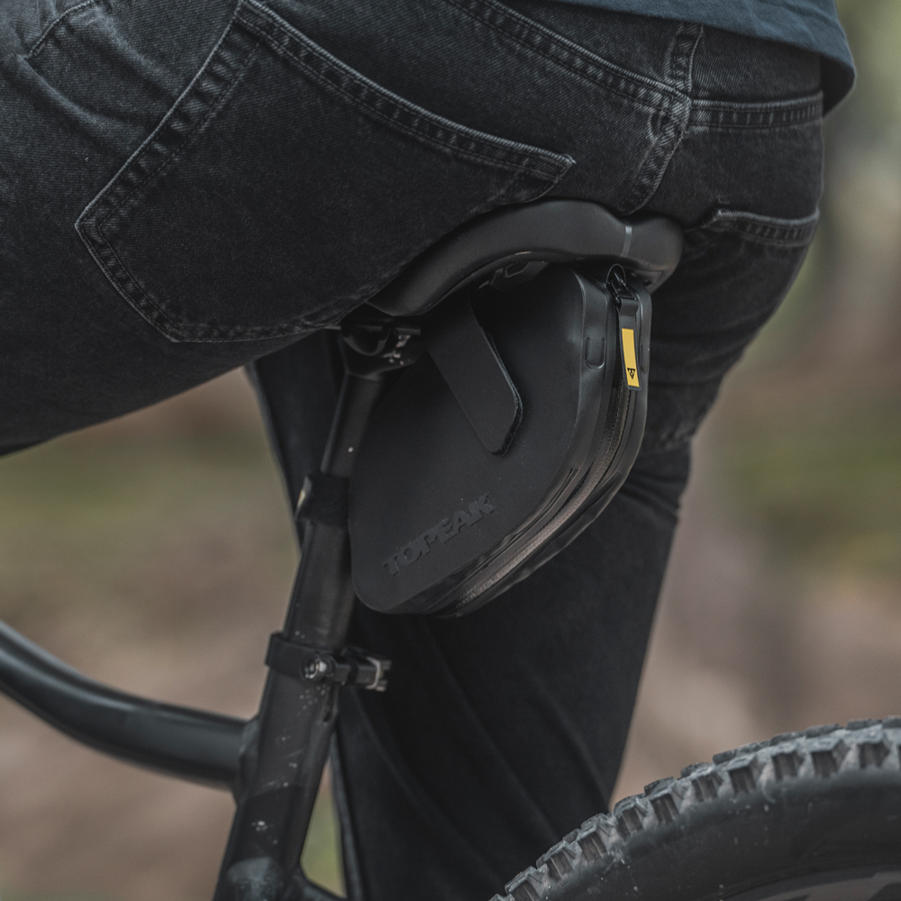 Topeak 15000056 20130663 Weatherproof DynaWedge Strap L Satteltasche  (2).jpg