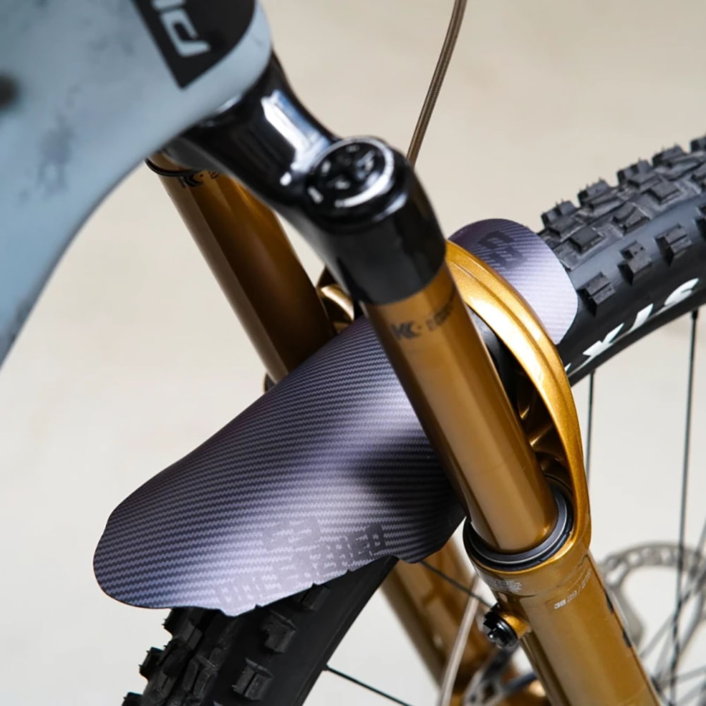 m01b_Carbon_Detail.jpg